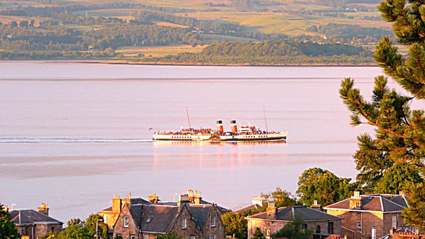 Tom Stevenson captured this shot of the Waverley paddle steamer cruising past his home in Greenock.