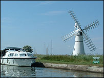 Windpump and boat on the River Thurne