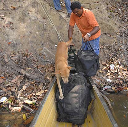 Rodado helps load the boat