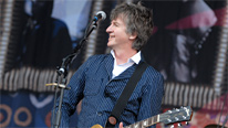 New Zealand singer-songwriter and Crowded House front-man Neil Finn