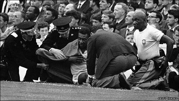 Pele injured during the 1966 World Cup