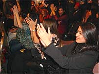 न्यूयॉर्क में भांगड़ा दर्शक