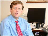 مایکل مکفال، استاد علوم سیاسی دانشگاه استنفورد