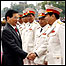 Chủ tịch nước Nguyễn Minh Triết cùng binh sĩ quân đội Việt Nam