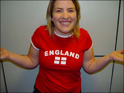 آنا، طرفدار تيم انگليس