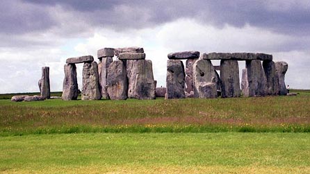 Stonehenge at dusk