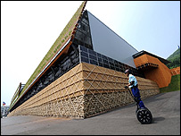 Zirvenin yapıldığı yer