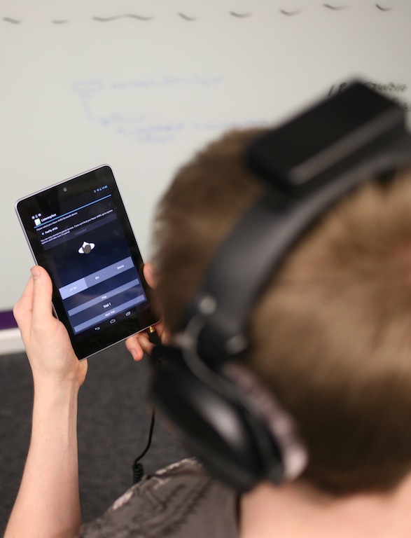 Dynamic headphone surround on an Android tablet