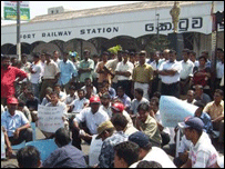 Journalists protesting the abduction in Colombo