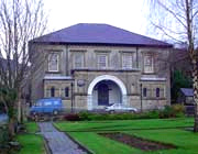 Capel Jerusalem, Bethesda, lle codwyd cofadail i gofio'r rhai a fu'n gwrthsefyll yr Arglwydd Penrhyn yn y 'Cload Allan' yn ystod y streic.