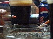 Bebidas e cigarros causam problemas de saúde