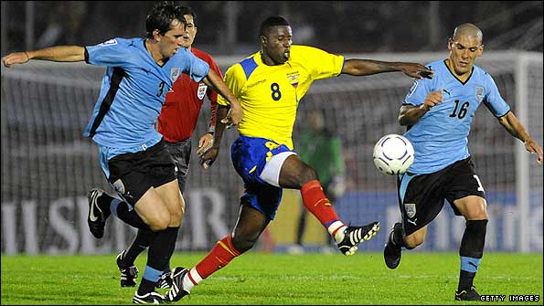 Uruguay v Ecuador