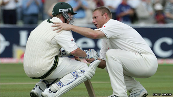 Andrew Flintoff (right) consoles Brett Lee after the climactic finish to the second Test in 2005