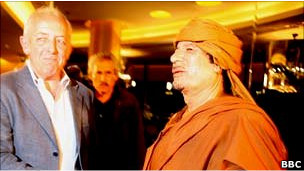 معمر القذافي وجيرمي بوين