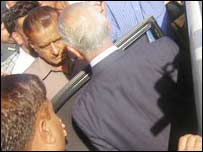 کراچی پہنچنے پر بھگوان داس نے کوئی بات نہیں کی