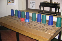 Henebion yn y ganolfan