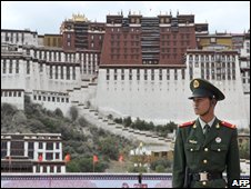 Lính TQ tại Lhasa