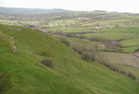 Golygfa o Ddyffryn Tywi o Gastell Carreg Cennen