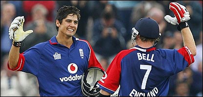 Alastair Cook and Ian Bell