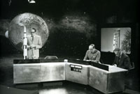 Apollo 11 yn glanio ar y lleuad