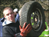 Bethel Utd football team clean up the Cowsey 2007.