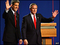 John Kerry ve George Bush son tartışma programında