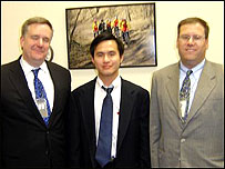 Nguyễn Tiến Trung với các quan chức Mỹ tại Tòa Bạch Ốc trước chuuyến thăm của Chủ tịch Việt Nam Nguyễn Minh Triết