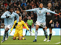 Robinho trong đội hình Man City