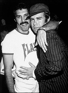 Freddie Mercury & Elton John, House of Commons, London 1980. (© Richard Young)
