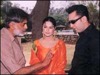 پاکستانی اداکارہ وینا ملک اور بھارتی ہدایت کار اقبال ڈھلوں