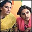 राफ़िया ख़ातून बेटी के साथ