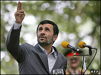 İran Cumhurbaşkanı Mahmud Ahmedinecad