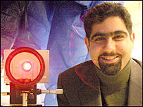 پروفسور شهريار صديق افشار، پژوهشگر ايرانی مقيم آمريکا، 8 سال بر روی فرضيه خود کار کرده است