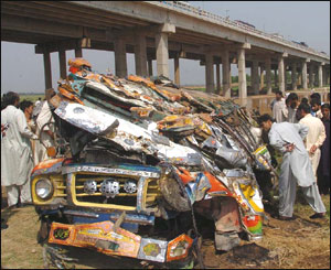 بس کا کچھ نہیں بچا