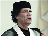 معمر القذافی نے وسیع تباہی کے ہتھیاروں سے دستبردار ہونے کا فیصلہ کیا ہے