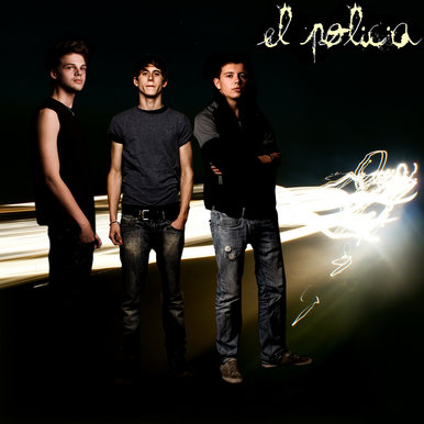 El Policia 'Lights' Cover