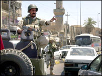 عراق میں انتقالِ اقتدار سے پہلے پرتشدد کارروائیاں جاری ہیں