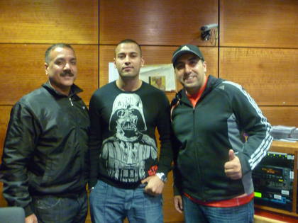 Dipps with vocalist Garry Sandhu and manager Jas Sandhu