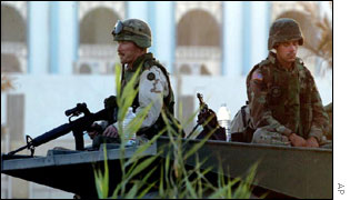 V souvislosti s útokem bylo zatčeno několik lidí