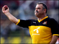 واٹمور، بنگلہ دیشی ٹیم کی کوچنگ کرتے ہوئے