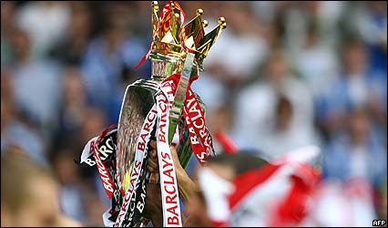 El trofeo de la Liga Premier, la deseada recompensa en la Liga más rica del mundo