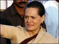 सोनिया गाँधी