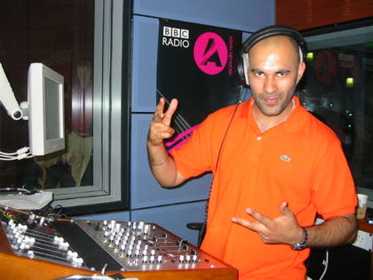 One Samurai in the Mix