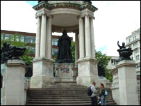 Queen Victoria Monument