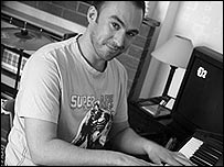Andy 'Hot Gravel' Stokes - piano / keyboards