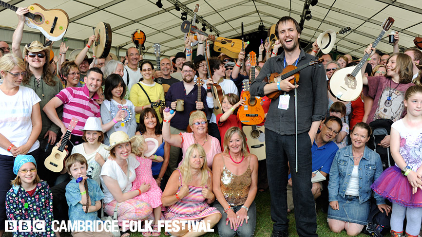 Radio 2's secret gig performer Jon Boden of Bellowhead and the Cambridge crowds. Hints about the gig were spread via a text club in the run up to the festival.