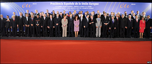 Asistentes a la cumbre entre la Unión Europea-América latina y el Caribe