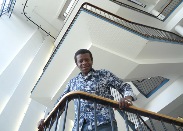 Stephen K Amos on BBC TVC stairs