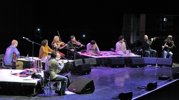 Celtic Connections opening concert. Photo by Louis Decarlo.