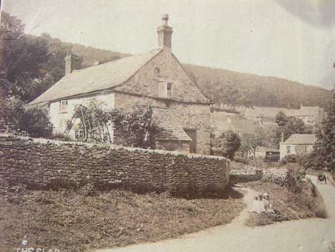 Walk around Slad gallery